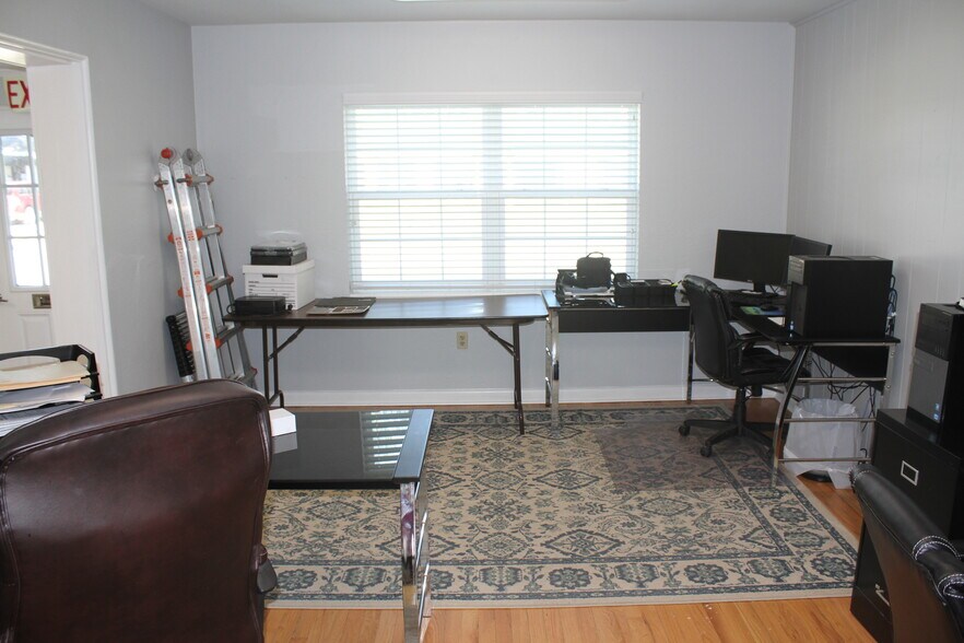 More Photos Of 222 Pasadena Pl, Orlando Office For Lease