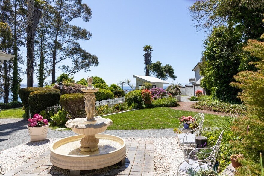 More Photos Of 620 El Salto Dr, Capitola Hospitality For Sale