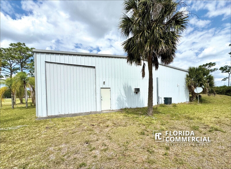 More Photos Of 12370 Lear Pl, Saint Lucie West Warehouse For Sale