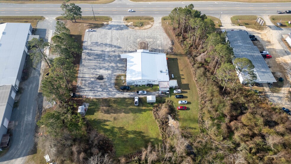 More Photos Of 1686 GOLDEN ISLE W, Baxley Restaurant For Sale