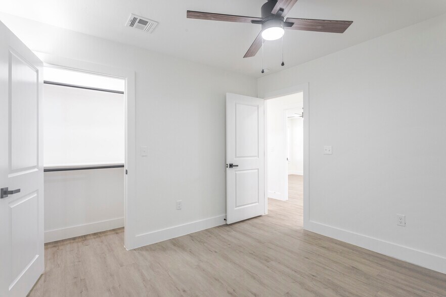 More Photos Of 11501 N Oklahoma Ave, Oklahoma City Apartments For Sale