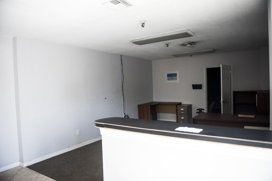 More Photos Of 2610 Orange Ave, Fort Pierce Warehouse For Sale