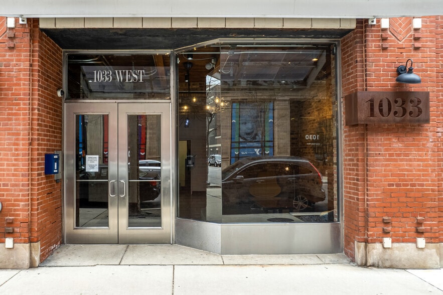 More Photos Of 1033 W Van Buren St, Chicago Loft Creative Space For Sale