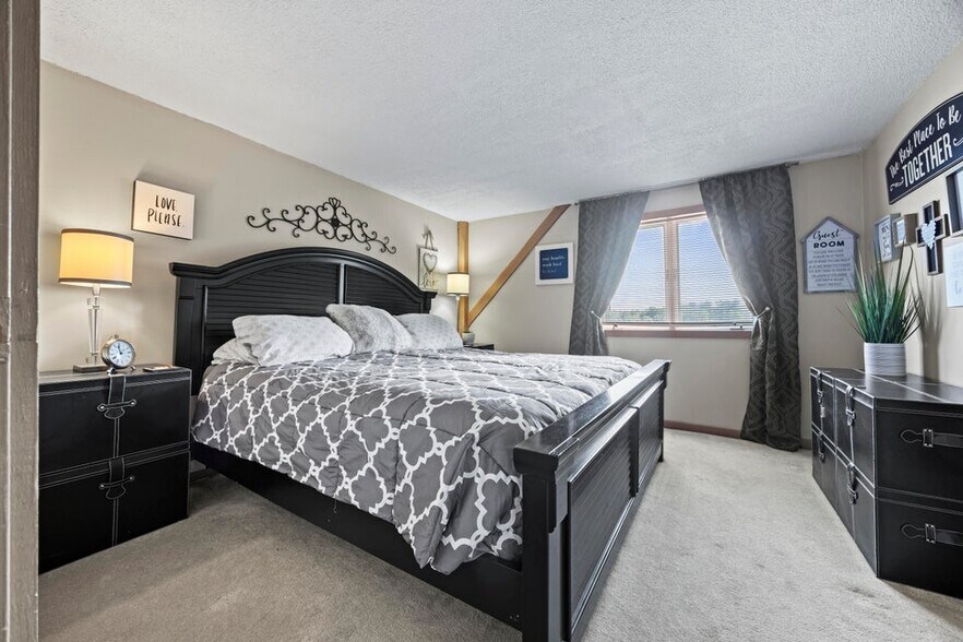 More Photos Of 245 Arundel Rd, Kennebunkport Lodge Meeting Hall For Sale