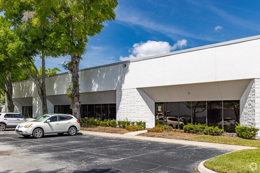 More Photos Of 5801 Benjamin Center Dr, Tampa Light Manufacturing For Lease