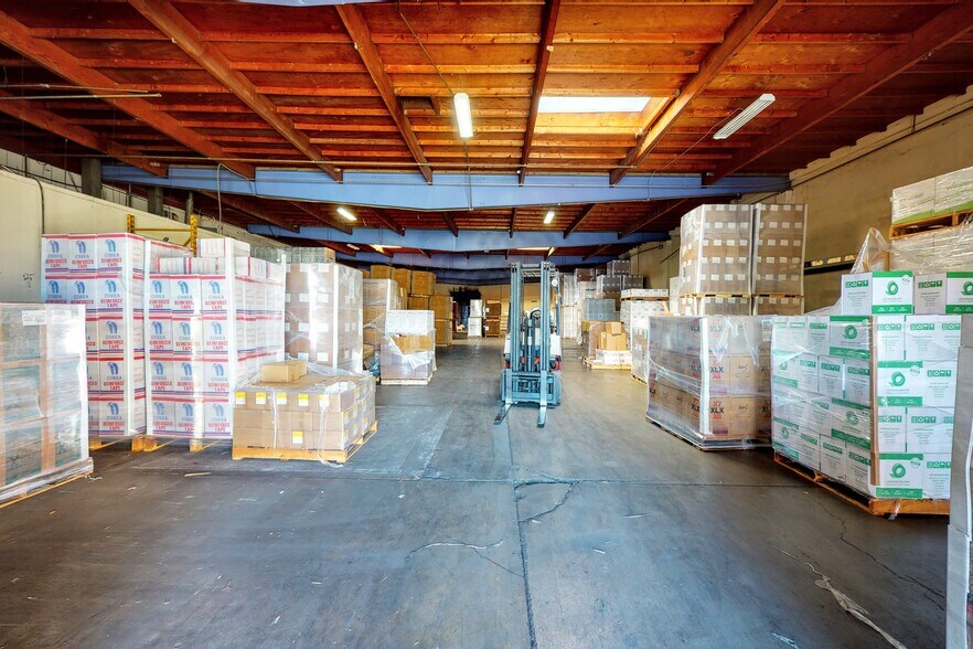 More Photos Of 7305 Paramount Blvd, Pico Rivera Industrial For Sale