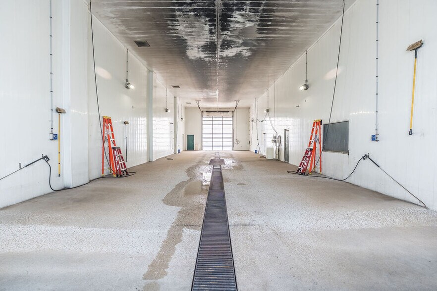 More Photos Of 140 J W Dickson Dr, Oak Grove Carwash For Sale