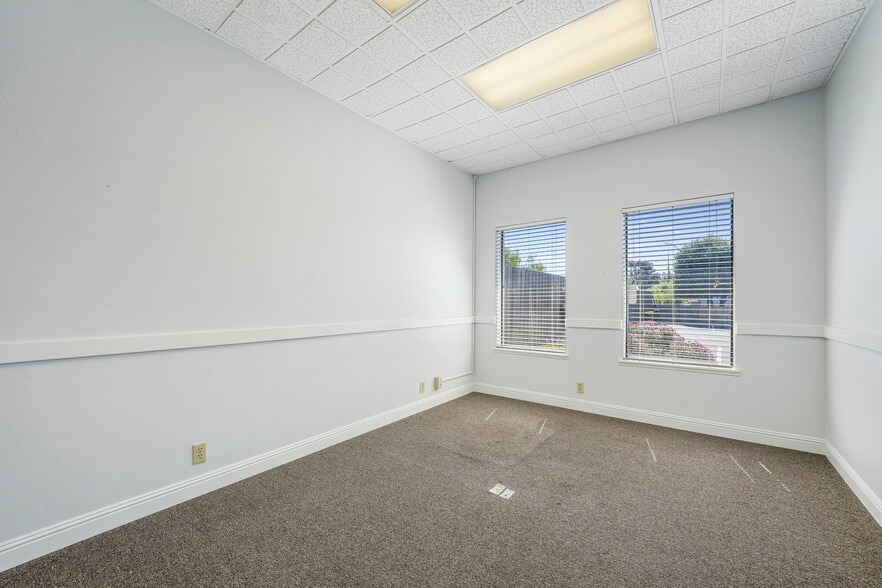 More Photos Of 2100 Tennessee St, Vallejo Office For Sale
