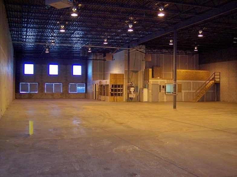 More Photos Of 13950 Radium St NW, Ramsey Warehouse For Lease