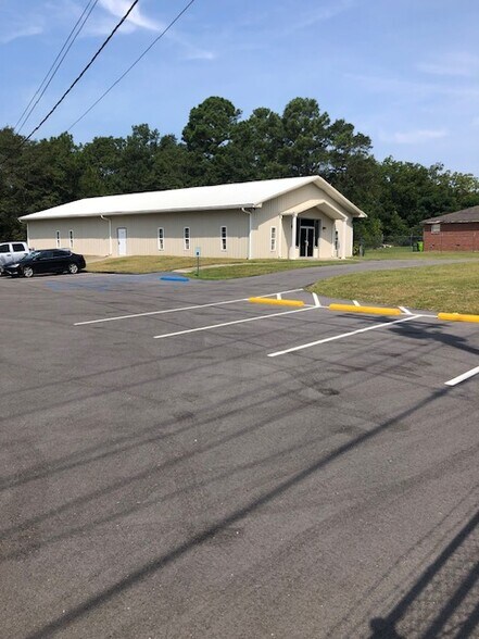 More Photos Of 10125 Farrow Rd, Blythewood Warehouse For Lease