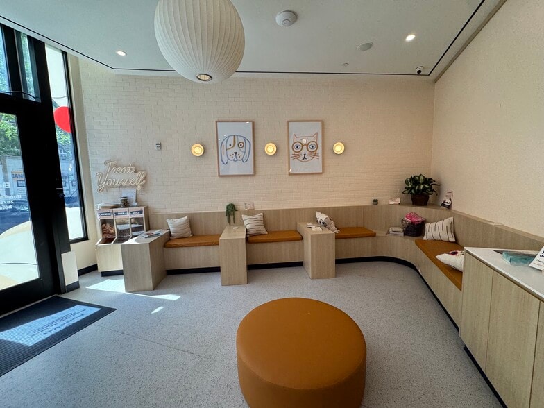 More Photos Of 2871-2879 Broadway, New York Office For Lease