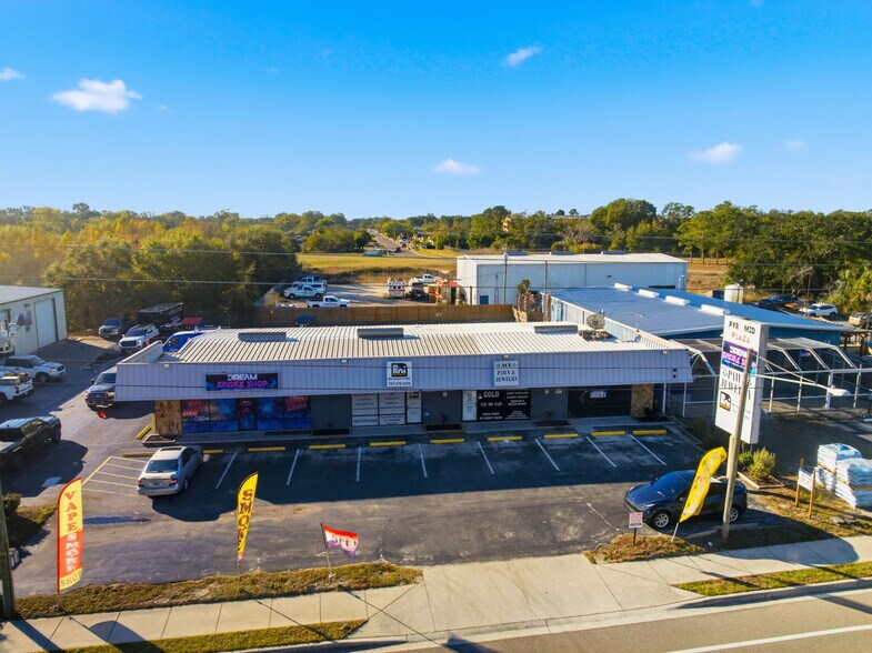 More Photos Of 8510 State Road 52, Hudson Storefront For Lease