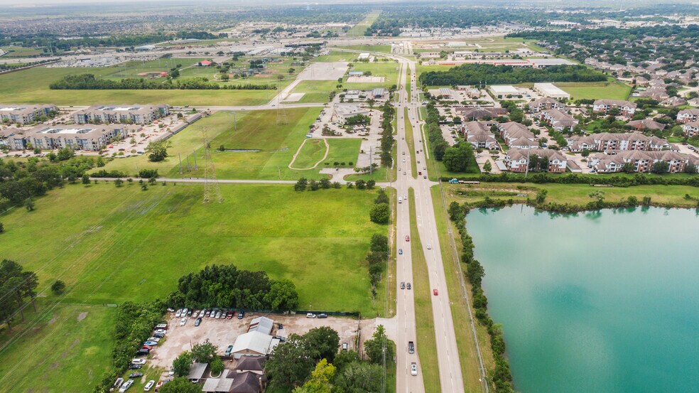 More Photos Of 0 league city parkway, League City Land For Sale