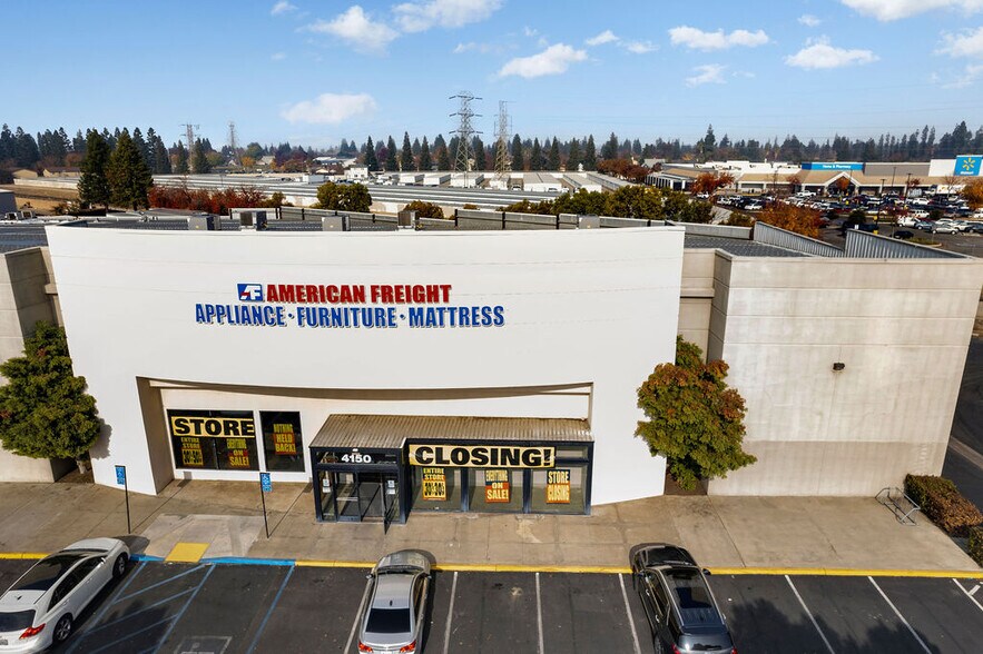 More Photos Of 4150-4190 W Shaw Ave, Fresno Unknown For Lease