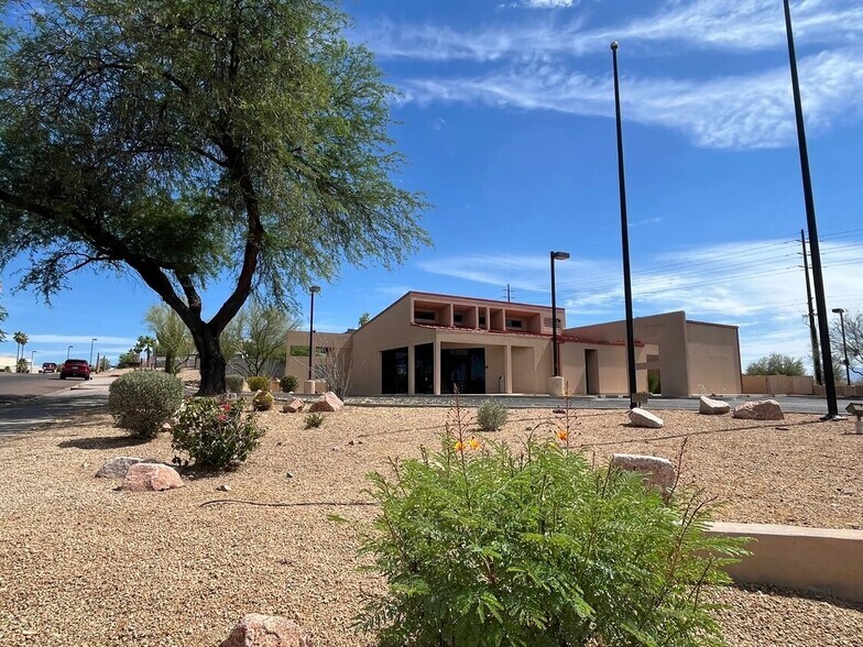More Photos Of 11407 N Saguaro Blvd, Fountain Hills Freestanding For Sale