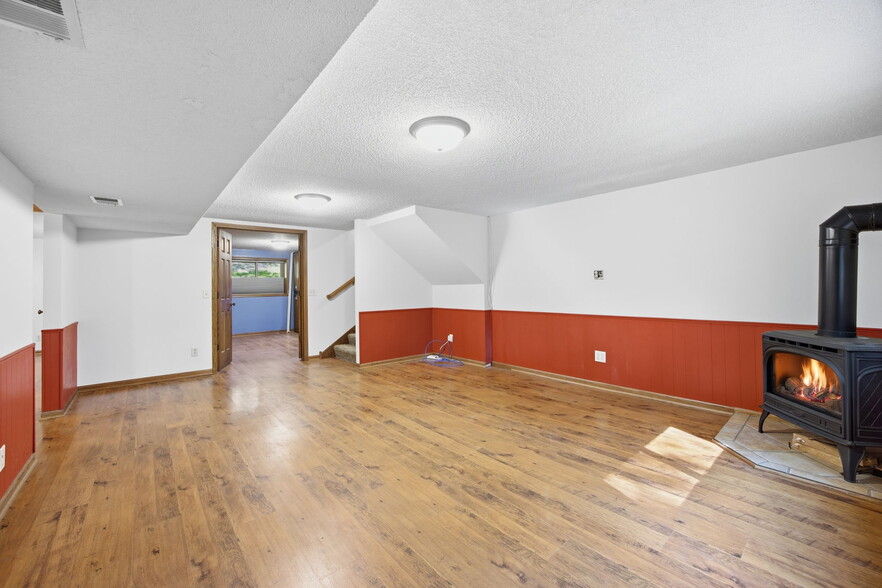 More Photos Of 9765 261st Ave NW, Zimmerman Flex For Sale