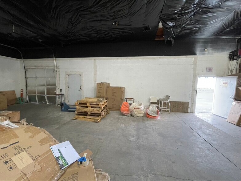 More Photos Of 370-390 S I St, San Bernardino Warehouse For Lease