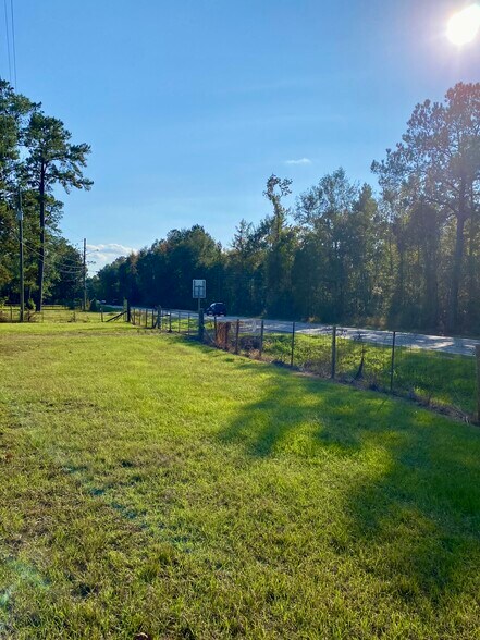 More Photos Of 1747 Highway 11 S, Picayune Auto Repair For Sale