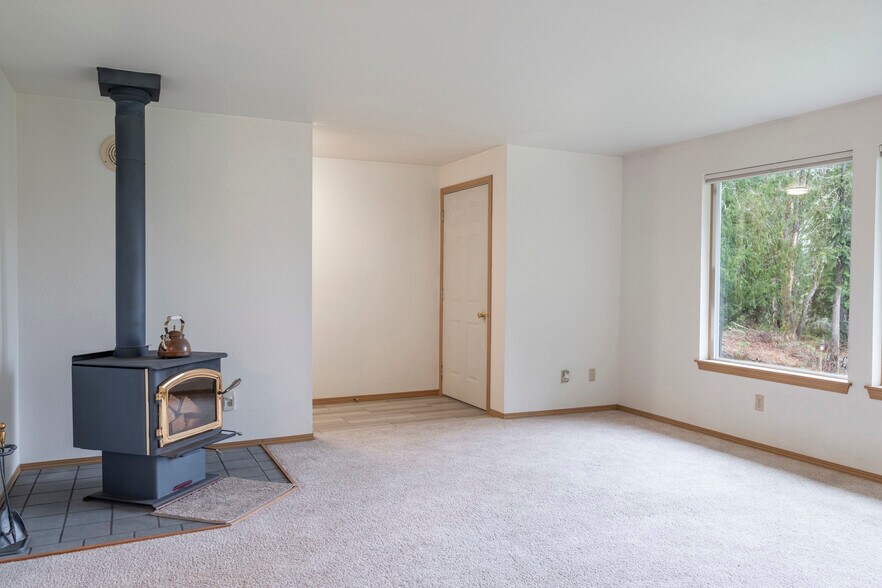More Photos Of 20215 WA-507, Centralia Flex For Sale
