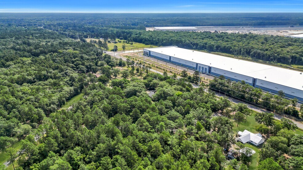 More Photos Of 11659 US Highway 280, Ellabell Land For Sale