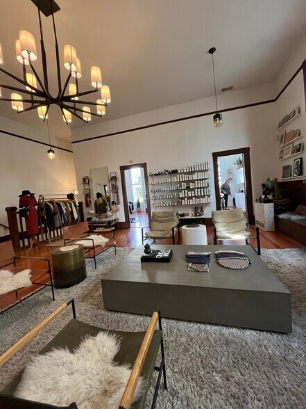 More Photos Of 1321-1323 4th St, San Rafael Storefront Retail Office For Sale