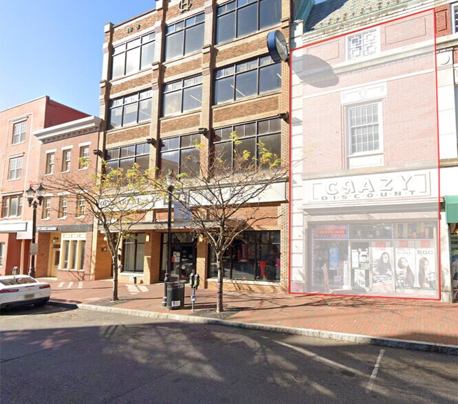 Primary Photo Of 611 N Market St, Wilmington Apartments For Sale
