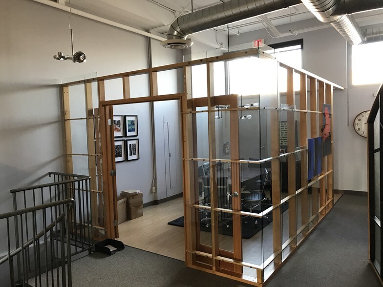 More Photos Of 58 W Buffalo St, Chandler Storefront Retail Office For Lease