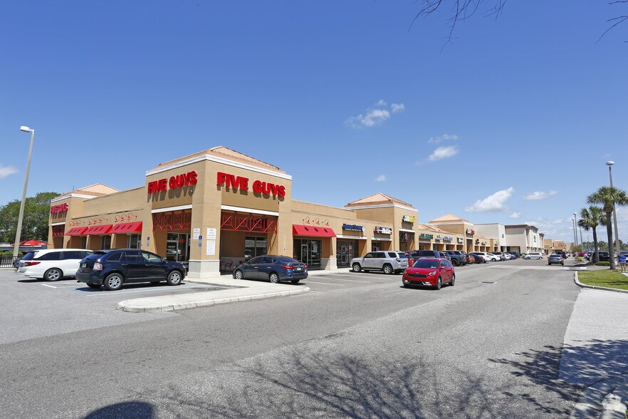 More Photos Of 246-900 E Lake Rd S, Palm Harbor General Retail For Lease