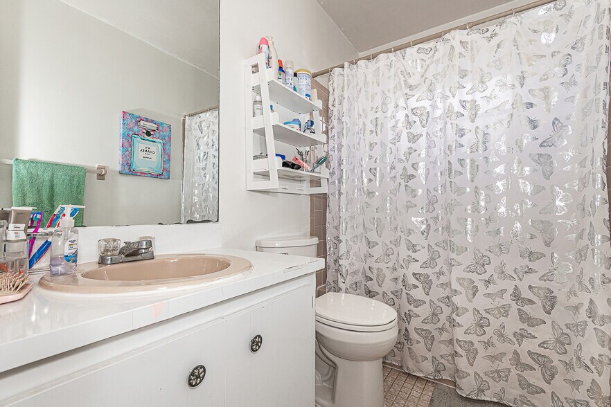 More Photos Of 3960 NW 110th Ave, Coral Springs Multifamily For Sale