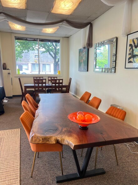 More Photos Of 502 Trade St, Amity Freestanding For Sale