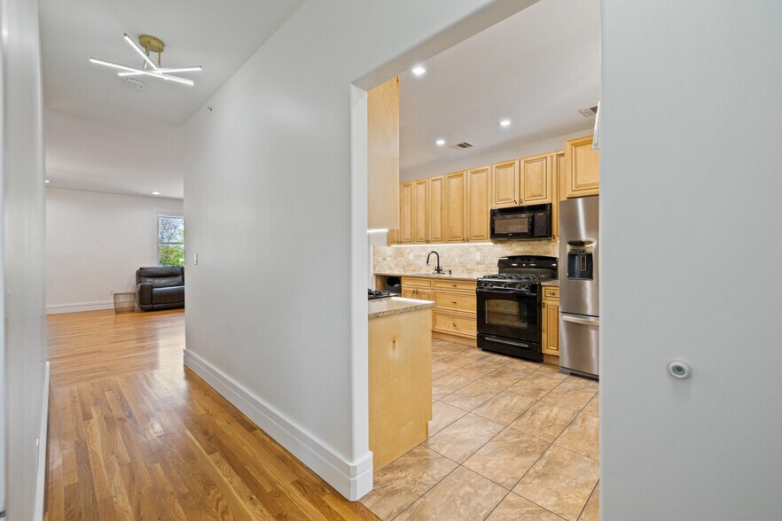 More Photos Of 68 Main St, Monsey Apartments For Sale