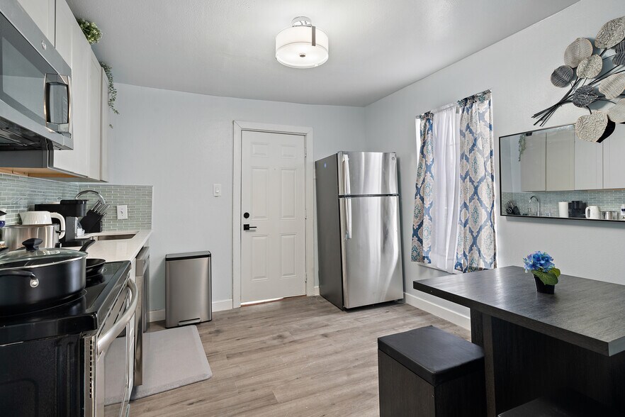 More Photos Of 2308 Britton Dr, Dallas Apartments For Sale