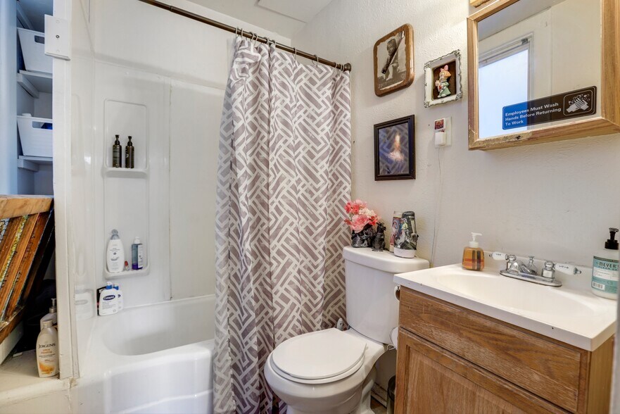 More Photos Of 2105 E 16th Ave, Denver Apartments For Sale