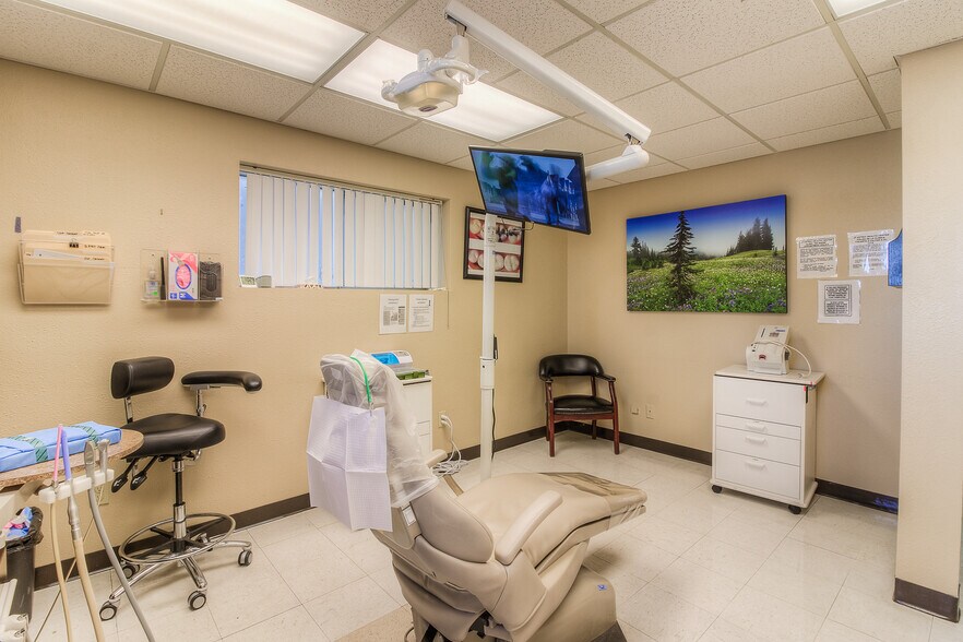 More Photos Of 2201 E Edison Rd, Sunnyside Office For Sale