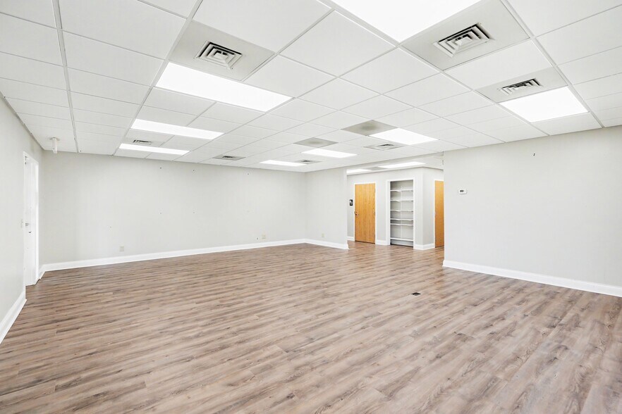 More Photos Of 470 Lake Concord Rd NE, Concord Office For Lease