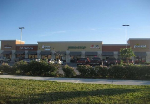 More Photos Of 301 W Griffin Pky, Mission Storefront Retail Office For Lease