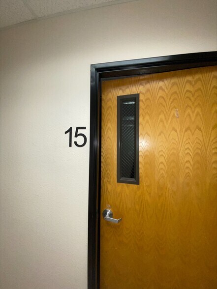 More Photos Of 3600 Sisk Rd, Modesto Coworking Space