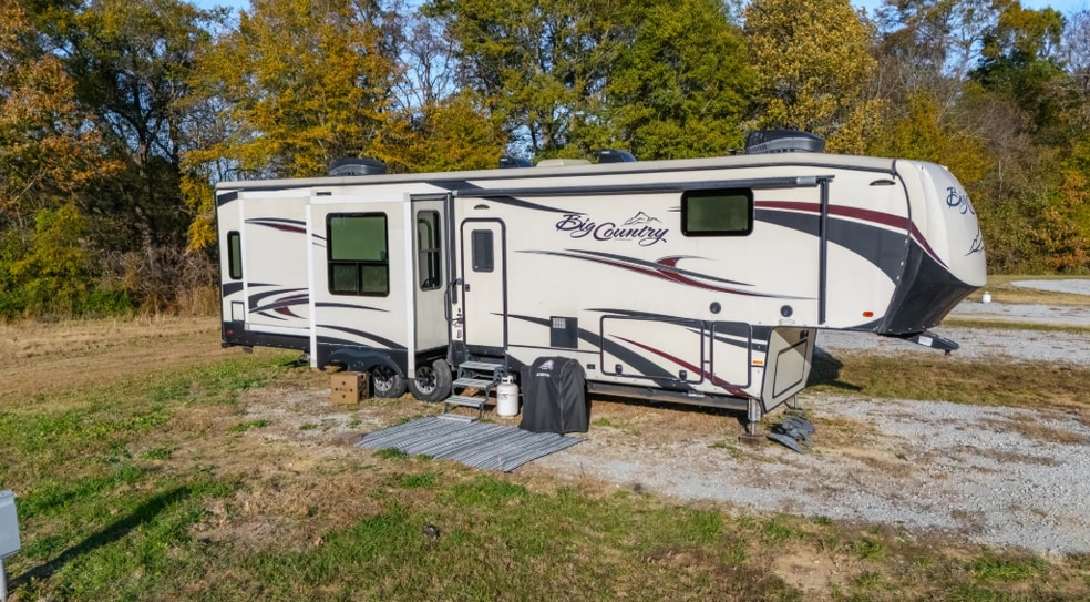 More Photos Of 6946 Highway 70 W, Brownsville Manufactured Housing Mobile Home Park For Sale