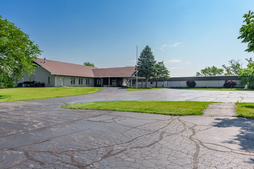 More Photos Of 4312 20th St, Rockford Religious Facility For Sale