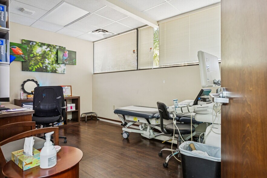 More Photos Of 4612 N Habana Ave, Tampa Medical For Lease