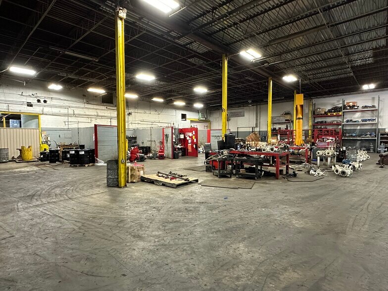 More Photos Of 126 New Pace Rd, Newcomerstown Warehouse For Sale