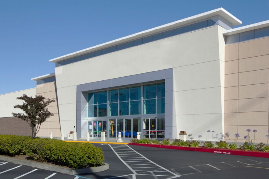 More Photos Of 17776 State Highway 249, Houston Unknown For Lease