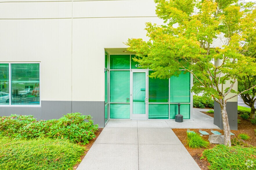 More Photos Of 4122-4286 NE 185th Ave, Portland Warehouse For Lease
