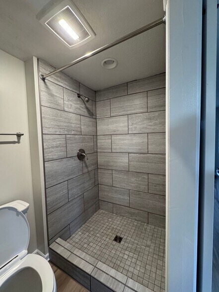 More Photos Of 470-472 Sumner St, Akron Apartments For Sale