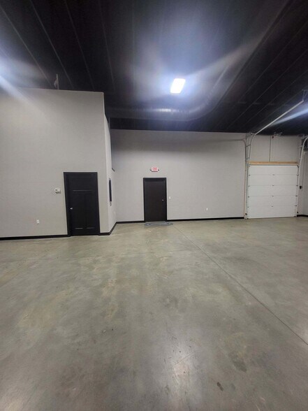 Primary Photo Of 1131 Lincoln Ave SW, Huron Freestanding For Lease