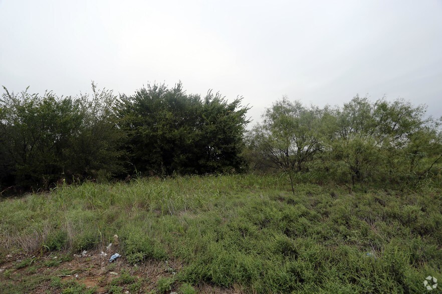 More Photos Of 8200 Ederville Rd, Fort Worth Land For Sale