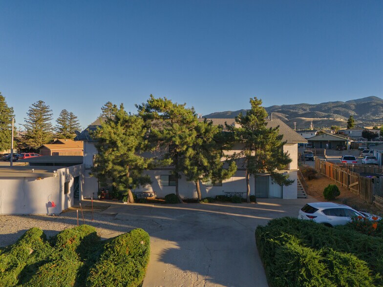 More Photos Of 21220 Campo Ct, Tehachapi Apartments For Sale