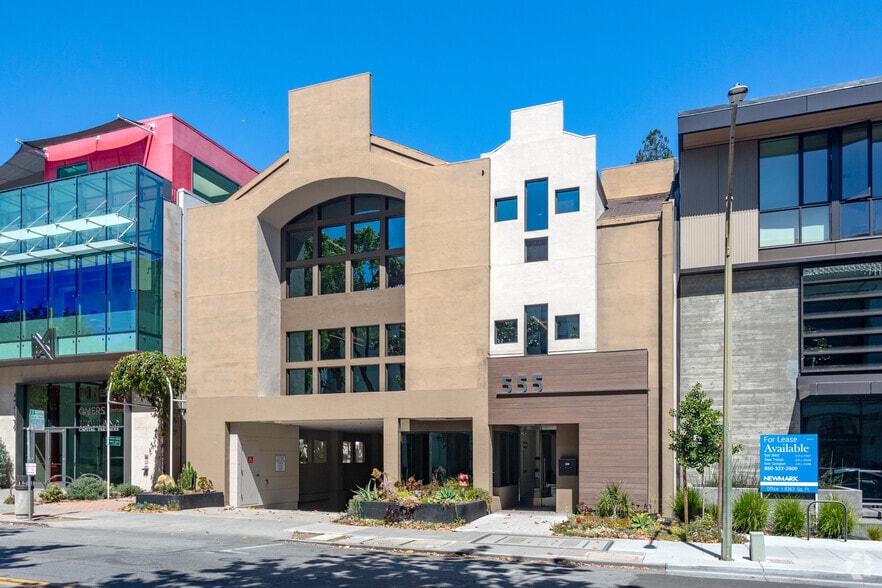 More Photos Of 555 Hamilton Ave, Palo Alto Office For Lease