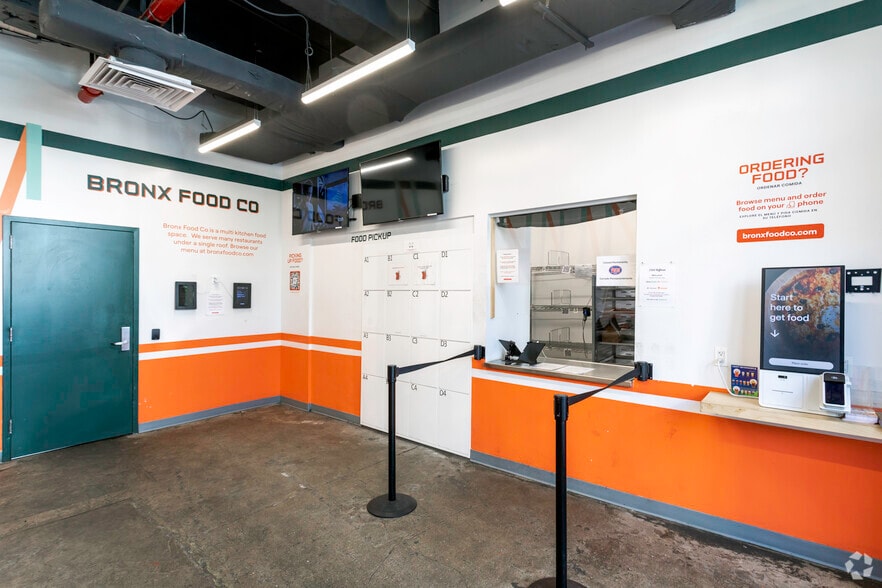 More Photos Of 2368 Hoffman St, Bronx Warehouse For Lease