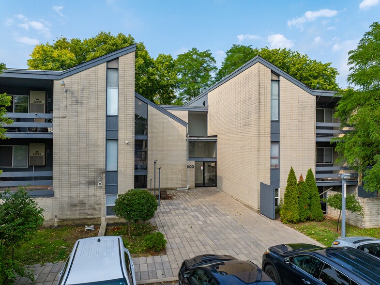 Primary Photo Of 1102 Salem Ave, Dayton Apartments For Sale